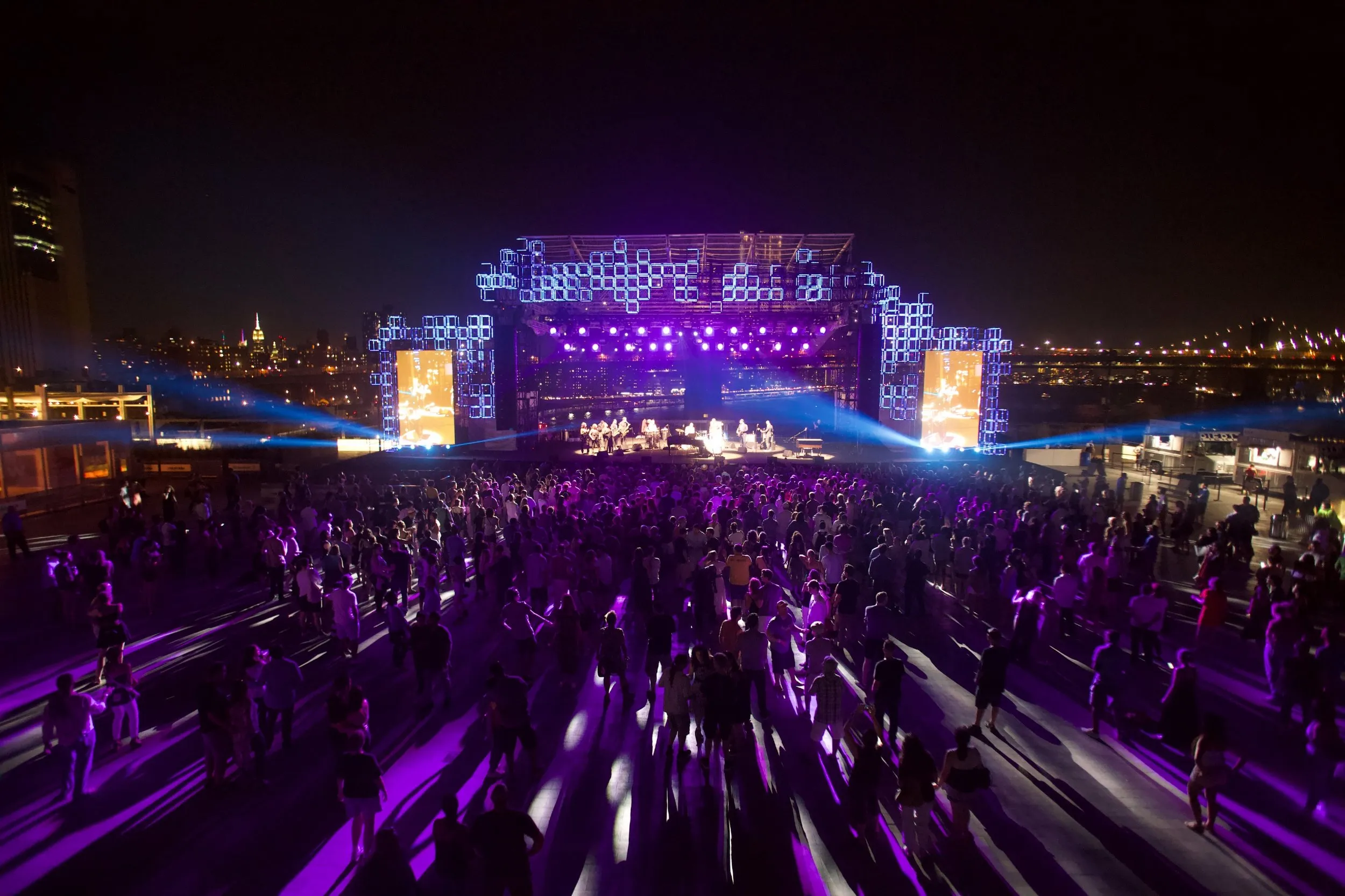 Summer Stage - Pier 17